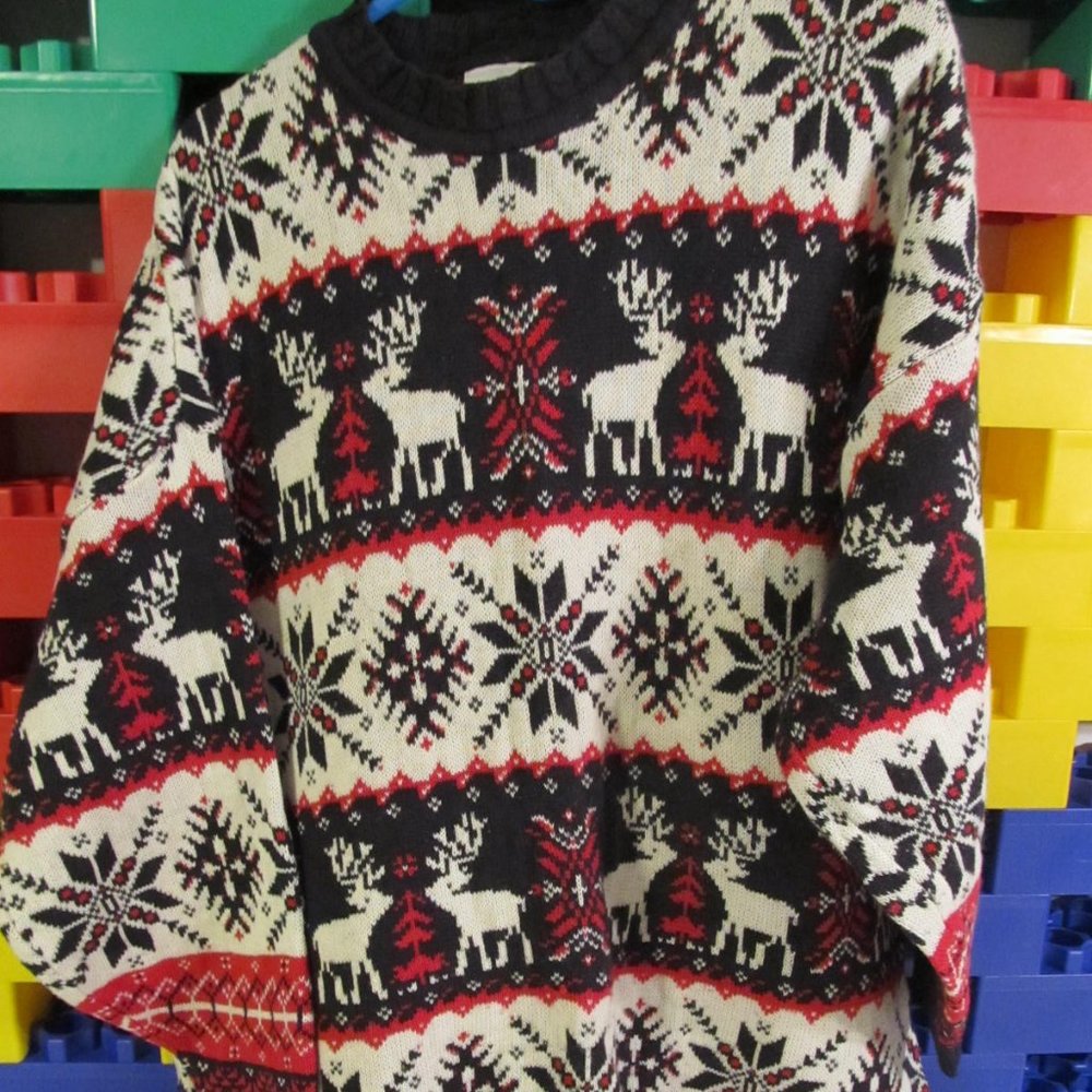 Black & White Deer Sweater XXL